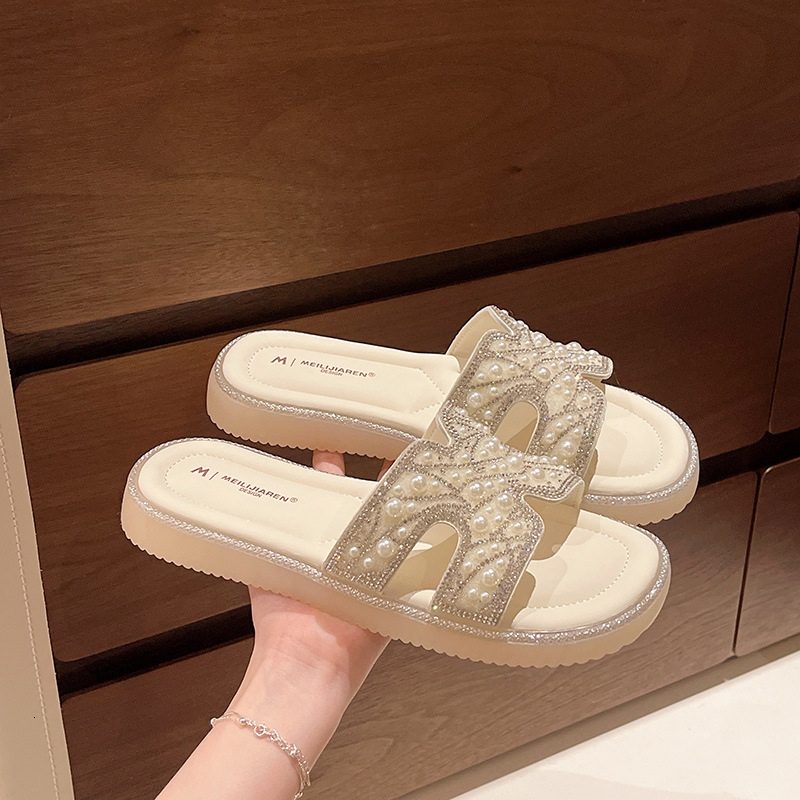 Ddmyoutdoor New Women S Summer Fashion Flip Flops Trendy Height Increasing Versatile Thick Soled Comfortable Beach Sandals For Outdoor Wear Outdoor Sh