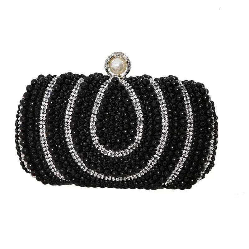 Hot Selling New Pearl Banquet Women's European And American Fashion Wedding Bag, Retro White Cheongsam Hand-Held Square Bag