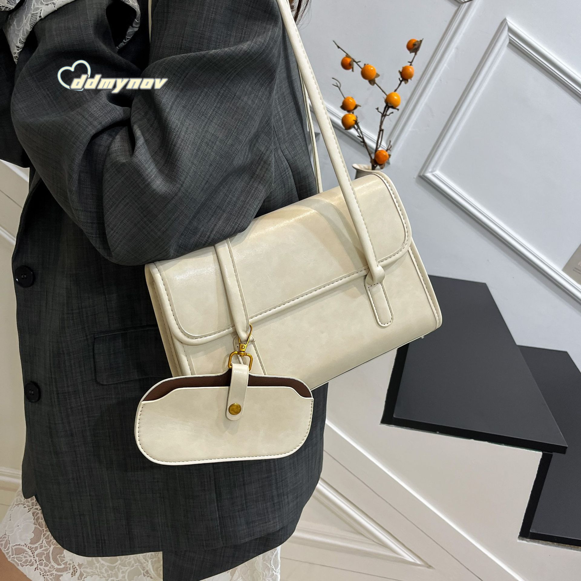 Fashion Underarm for Women 2025 New Korean Style Handbag Large Capacity Commuter Versatile Shoulder Bag ddmynov