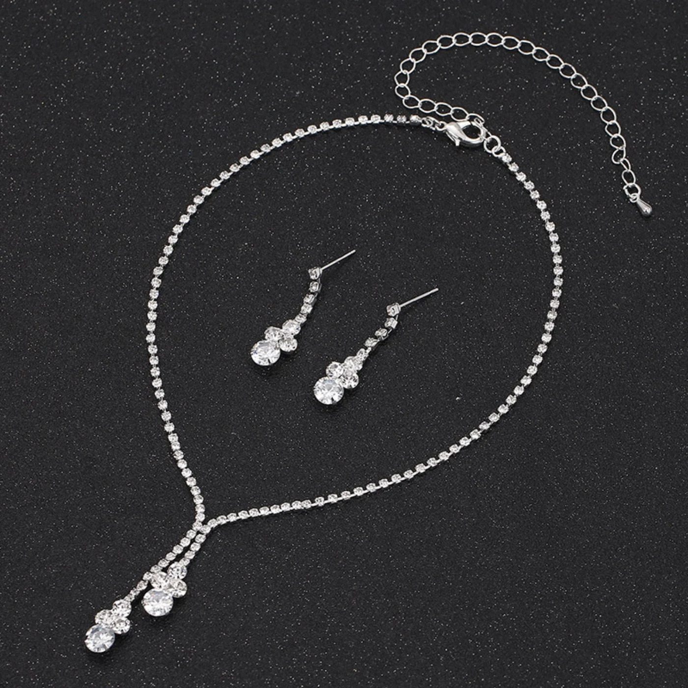 4pcs fashionable womens jewelry sets with zircon earrings necklaces bracelets wedding decorations 250609