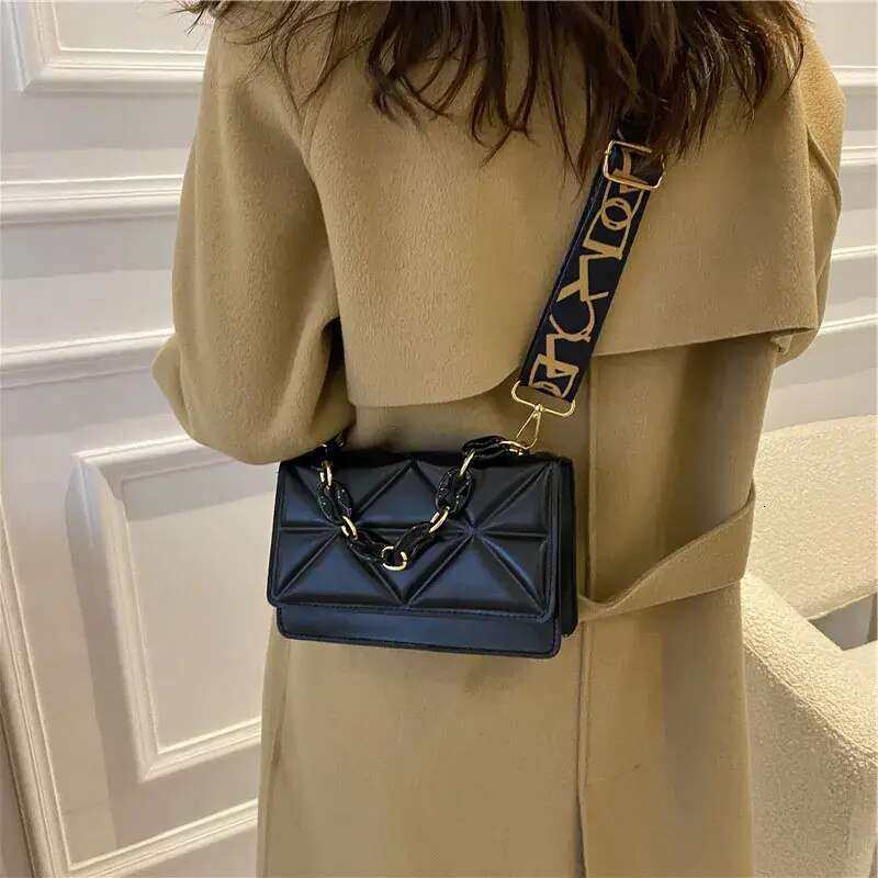 Designer Free Shipping Bag New Casual Womens Single Shoulder Small Square Simple Broadband Crossbody Free shipping