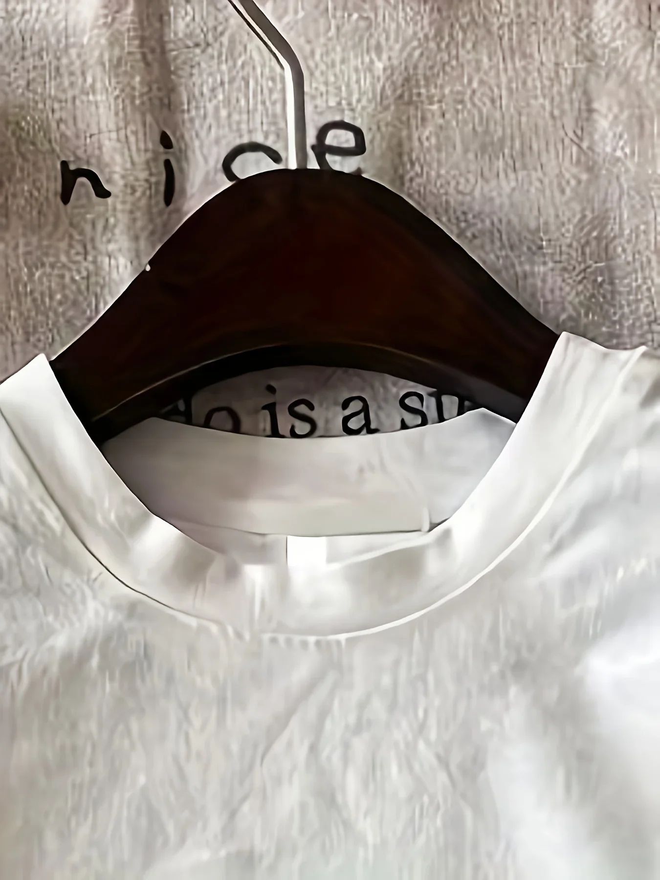 Turtle Graphic Women's T-Shirt - Vibrant Geometric Print Crew Neck Casual Tee, Summer Short Sleeve Streetwear Top