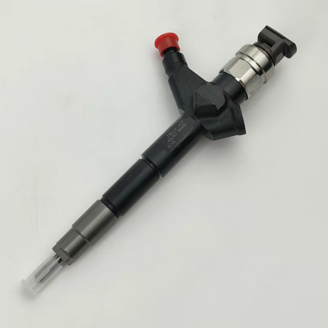 095000-6890 diesel injector 23670-09220 fuel injector suitable for Toyota 1CD-FTV Avensis Corolla 2.0 D-4D