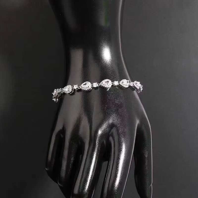 New Iced Out 925 Sterling Silver Heart Shape Moissanite Bracelet Trendy Men Hip Hop Jewelry Moissanite Cuban Link Chain