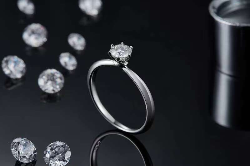 Elegant Promise Rings Classic 925 Sterling Silver 2CT 6 Claws VVS D Moissanite Diamond Engagement Wedding Band for Women