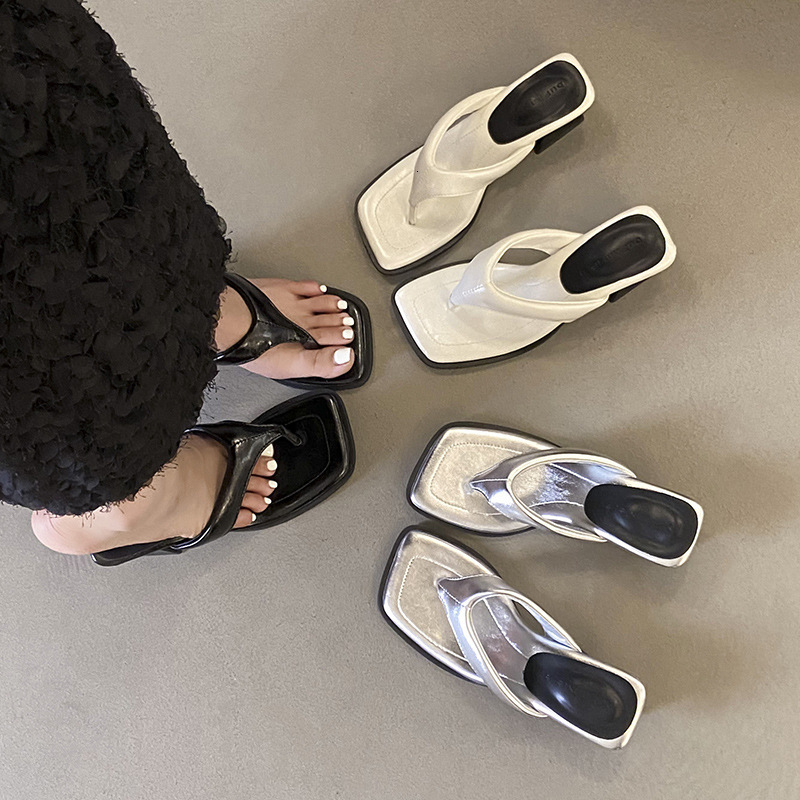 Ddmyoutdoor Ddmyoutdoor High End Niche Toe Post Women Summer Thick Soled Internet Celebrity New Fashion Silver Sandals For Outdoor Shoes Outdoor Shoes