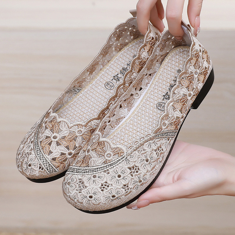 Ddmyoutdoor Summer Old Beijing Women S Cloth Hollow Breathable Mesh Middle Aged Shallow Soft Sole Comfortable Slip On Mom Shoes Outdoor Shoes