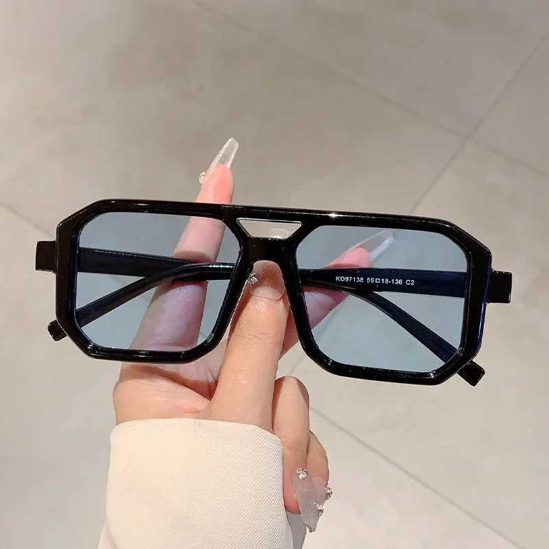 Trendy Square Decoration Shades Retro Oversize Gradient Women Sunglasses Mens Brand Sun Glasses for Driving Fishing Z250614