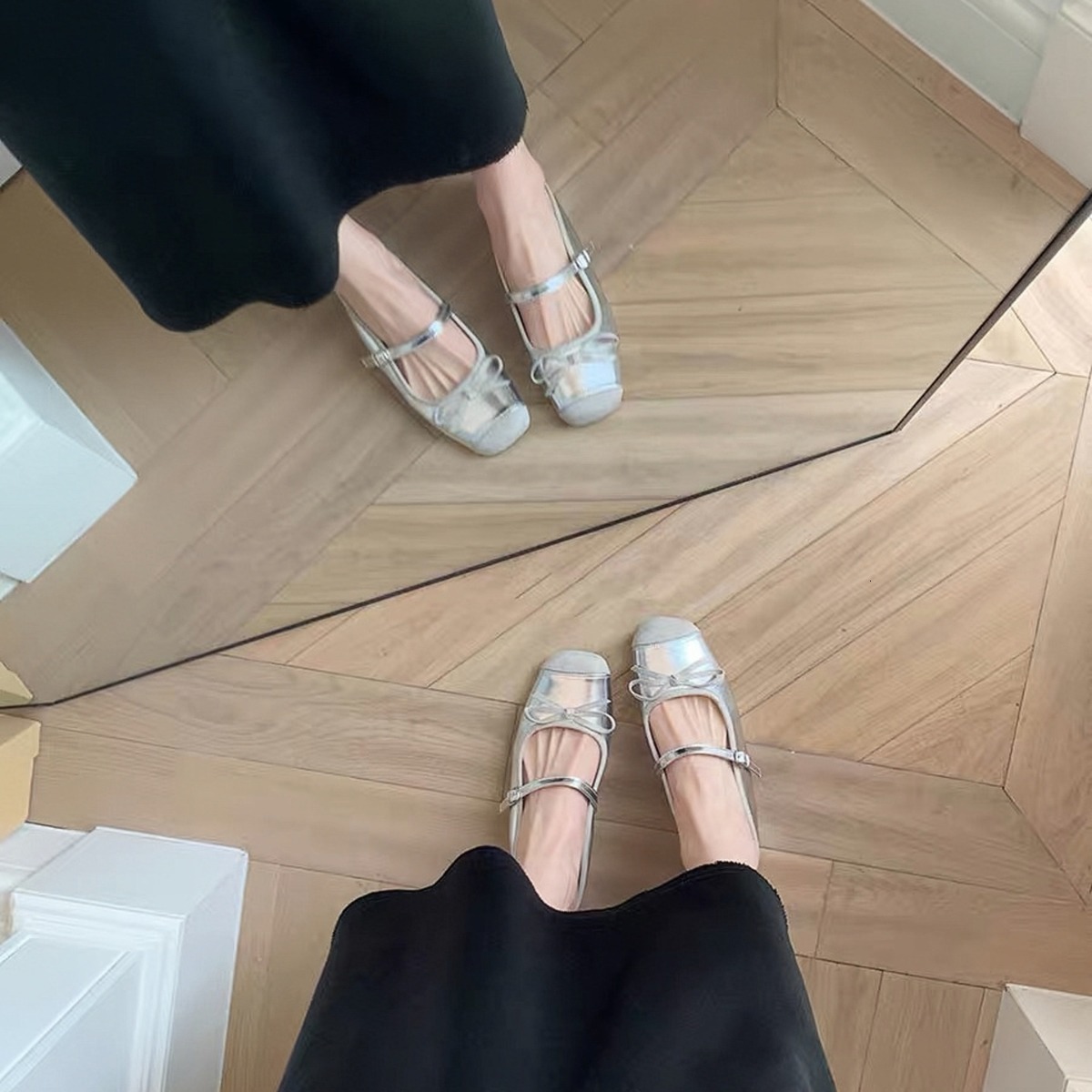 Ddmysheep Ddmysheep Sheepskin Version Grape Mom Height Increasing Closed Toe For Women With Bowknot One Word Shallow Mouth Half Slippers Ballet Flats 