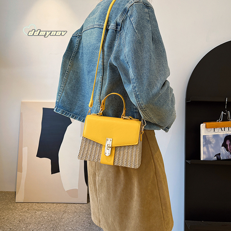 Women's 2025 New Ladies Shoulder Fashion Lock Woven Casual Handbag Textured Crossbody Small Square Bag ddmynov