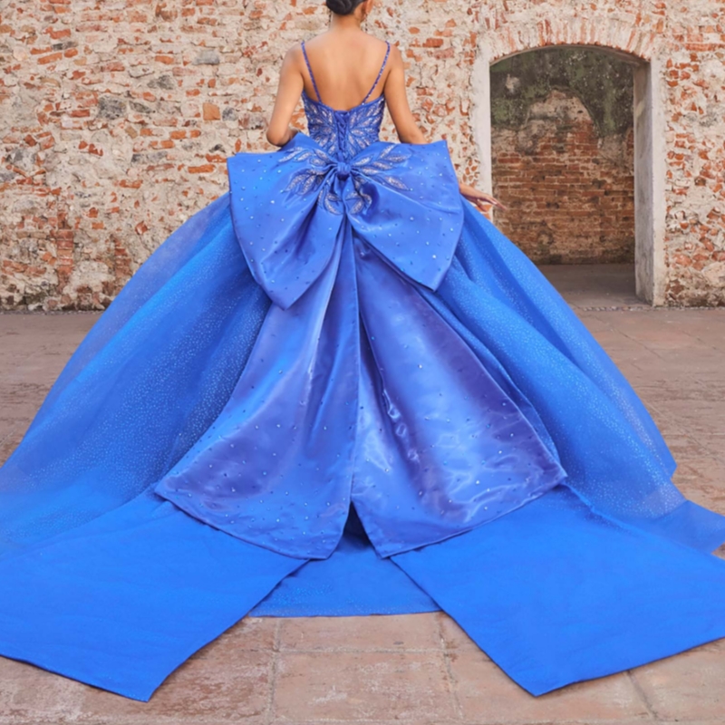Royal Blue Shiny Quinceanera Dresses Ball Gown Spaghetti Strap Lace Beading Crystal Bow Tull Sweet 16 Dress Vestidos 15 De Anos
