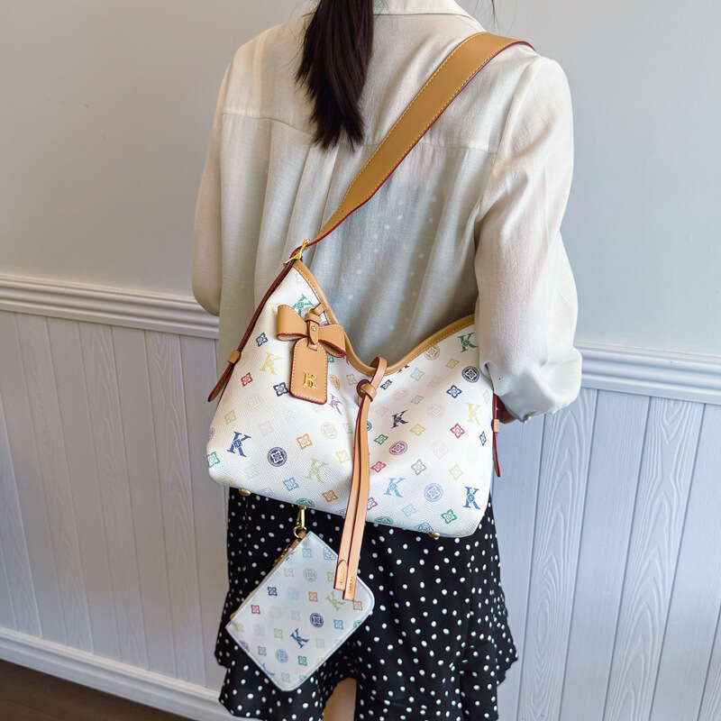 Women's Shoulder New Three-Color Printed Underarm Color-Block Large Capacity Casual Crossbody Bag