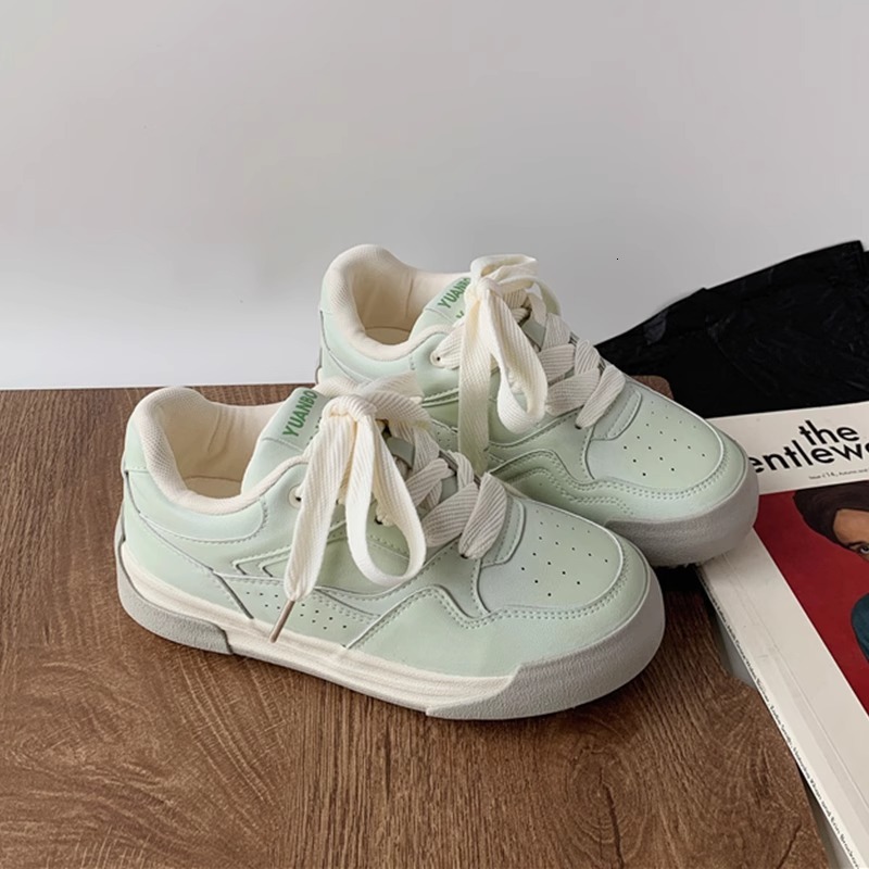 Ddmysports High Quality Thick Soled White Sneakers Versatile Student Ins Style Casual For Women New Spring And Autumn Bread Shoes Outdoor Shoes