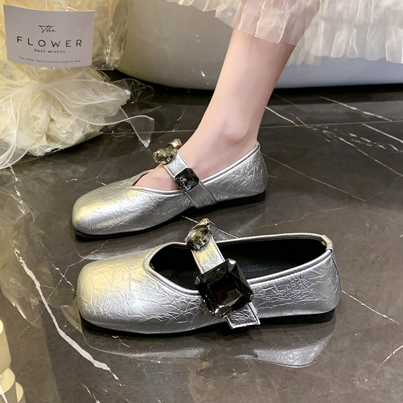 Ddmyoutdoor French Soft Sole Rhinestone Small Leather Summer New Flat Fairy Style Shallow Mouth Dress Shoes For Women Outdoor Shoes