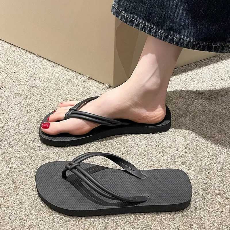 Womens Flip Flops Summer Slippers Candy Colors Flat Sandals for Ladies Slip-On Anti-Slip Soft Sole Beach Comfort Shoes Z250614