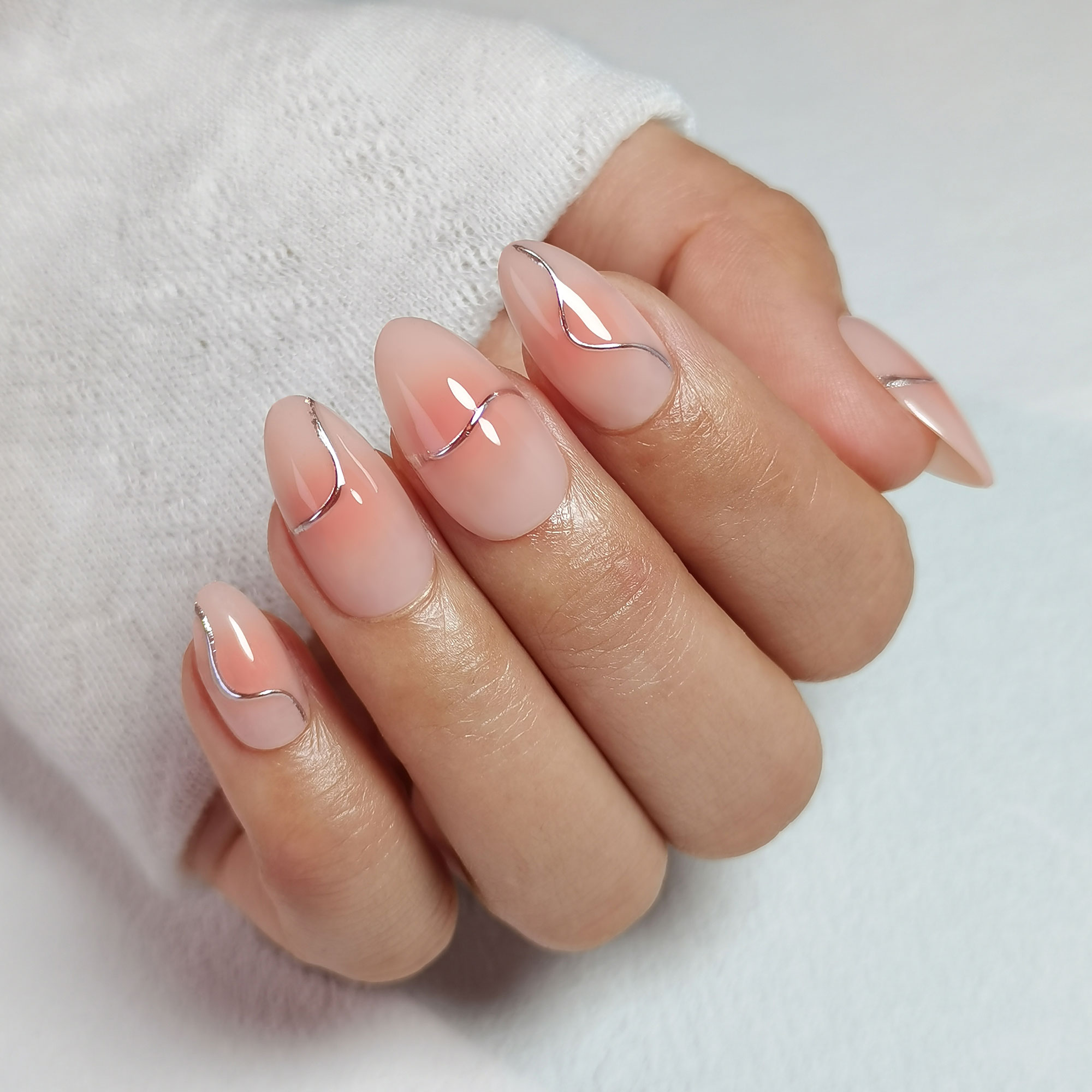 Wholesale Luxury 3D Custom Nails Gold Line Design Soft Gels Press on Nails Sets