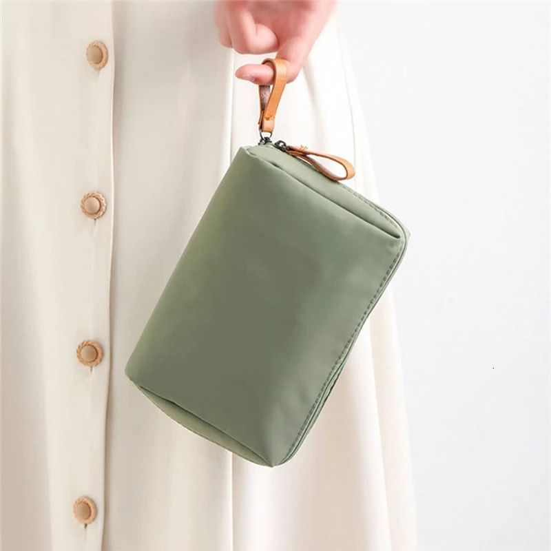 Large Capacity Makeup Bag Multiple Colors Dacron Travel Storage Partitioned Cosmetic Pouch Handbag Lipstick Pack 250614