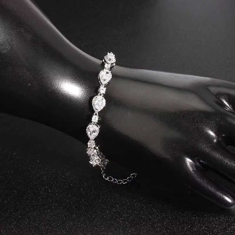New Iced Out 925 Sterling Silver Heart Shape Moissanite Bracelet Trendy Men Hip Hop Jewelry Moissanite Cuban Link Chain