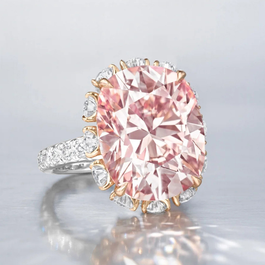 2025 Handmade Gorgeous Sparkling Luxury Jewelry 925 Sterling Silver Large Dove Egg Ice Cushion Cut Lab Moissanite Diamond Lady Women Wedding Bride Ope