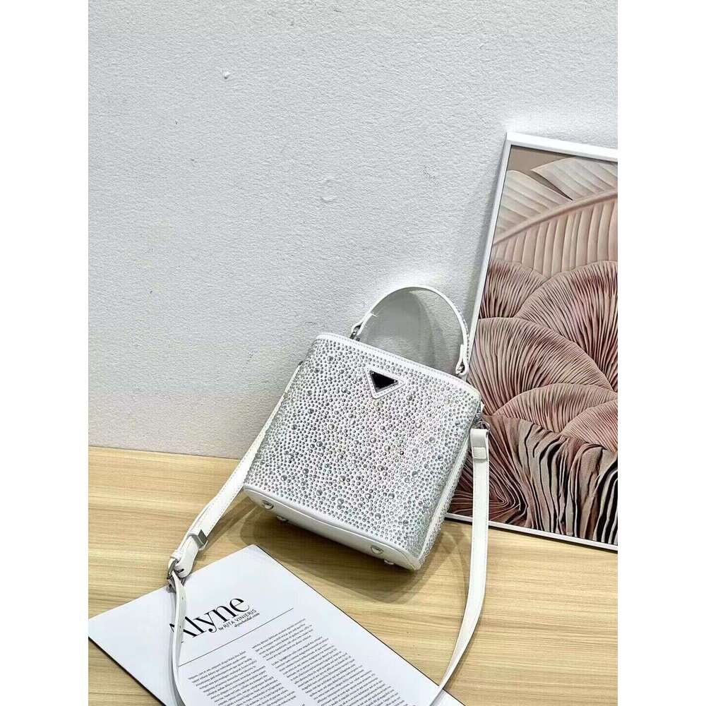 2023 New Mini Diamond-Studded Hotfix Handbag Flap Shoulder Crossbody Chain Women's Small Square Bag