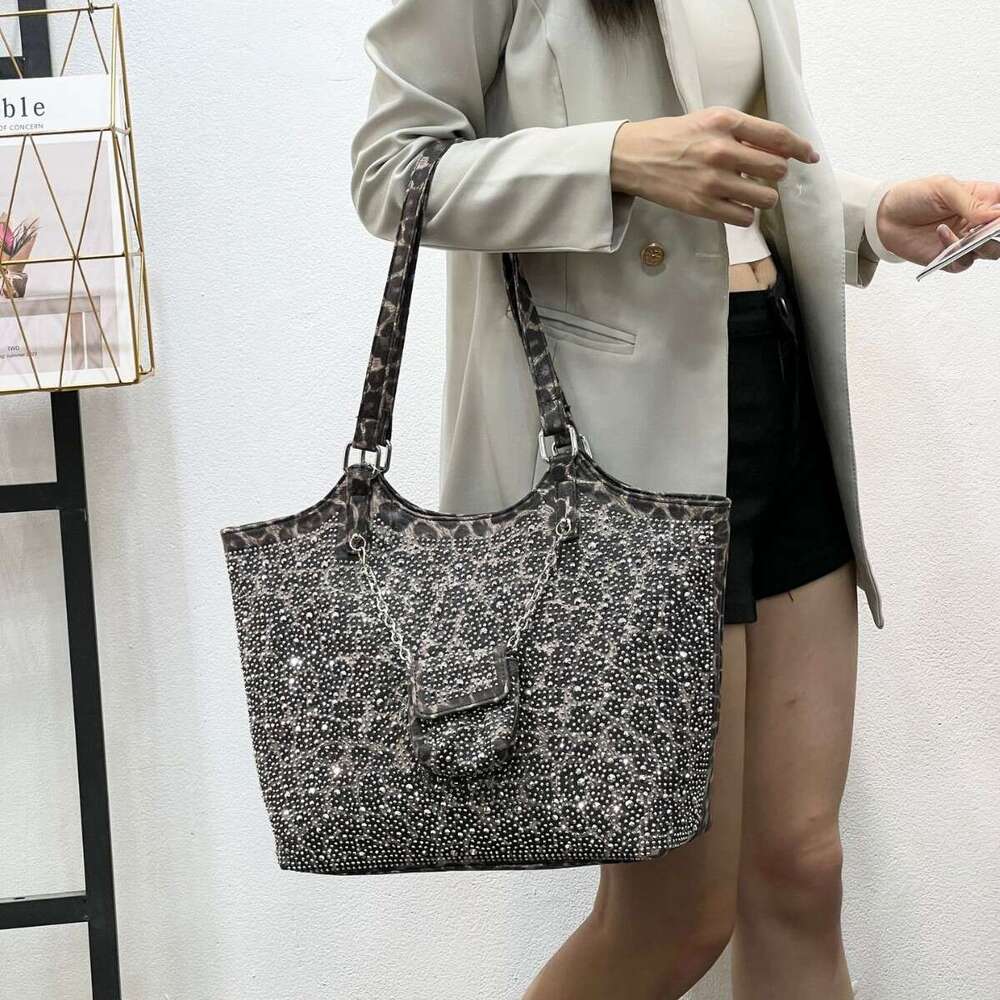 Large Capacity Trendy Rhinestone Shoulder 2024 New Casual Personality Stylish Tote Fashion Crossbody Bag for Women