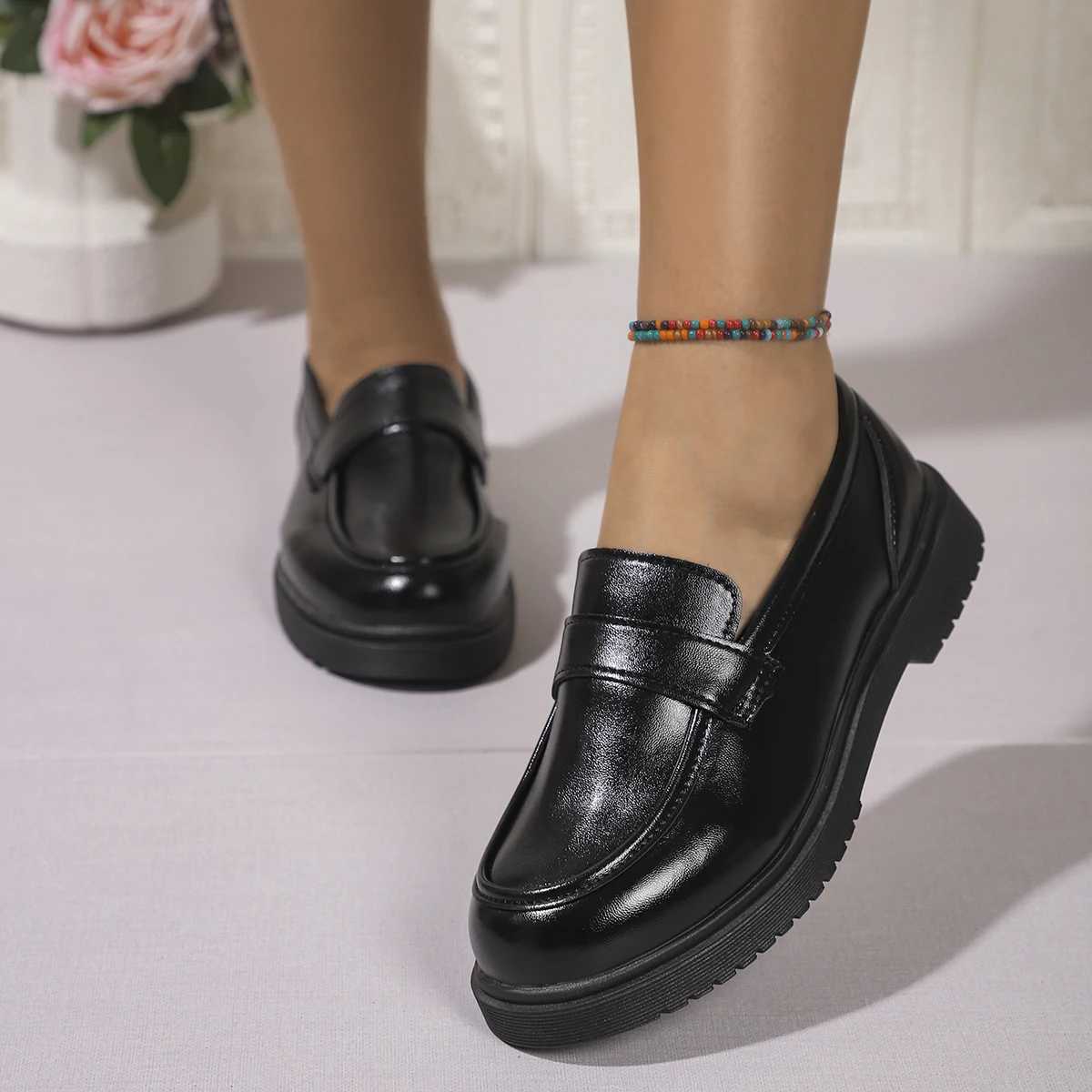 Solid Color PU Leather Flat Loafers Women Comfortable Soft Sole Slip Shoes Woman Lightweight Casual Shallow Mouth Black Flats XJ250614