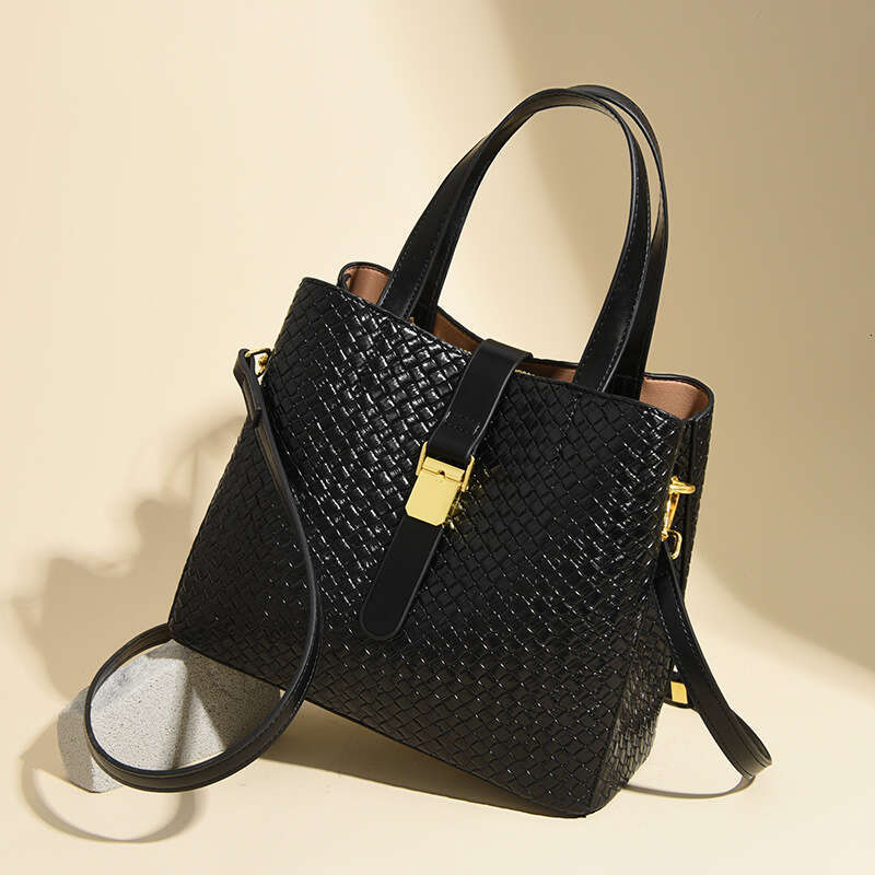 Handbag New Large Capacity Simple Bucket Niche High-End Shoulder Elegant Women's Crossbody Bag