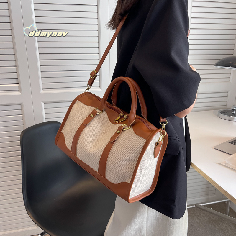 Short Trip Travel Large Capacity Trendy Shoulder 2024 New Fashionable Handheld Crossbody Bag for Commuting and Outings ddmynov
