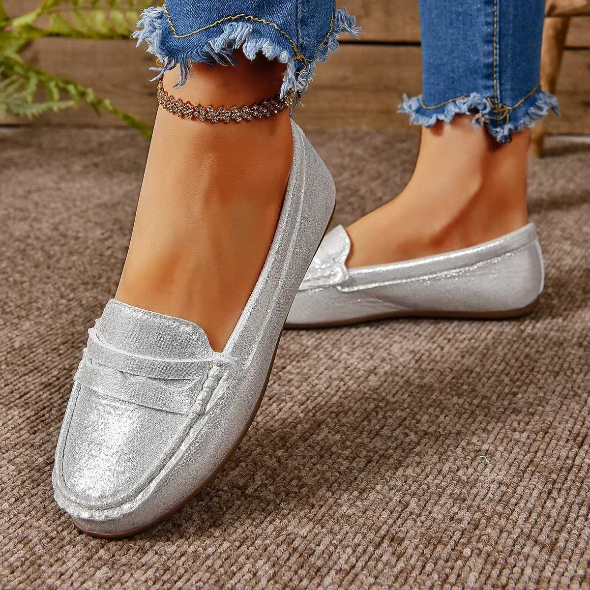 2025 New Women Shoes Flats Leather Sneakers Woman Casual Shoes Slip-Loafers Female Boat Shoes Big Size 44 XJ250614