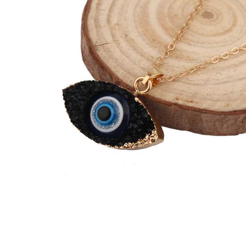 Vintage Turkish Evil Eye Pendant Necklace for Women Fashion Clavicle Chain Statement Necklace Boho Party Jewelry Femme Collares Z250614