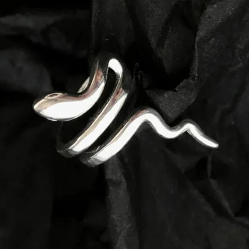 Punk Animals Clip Earrings for Women Man Exquisite Snake Piercing Ear Cuff Without Holes Faux Clip on Earcuff Earrings 250610