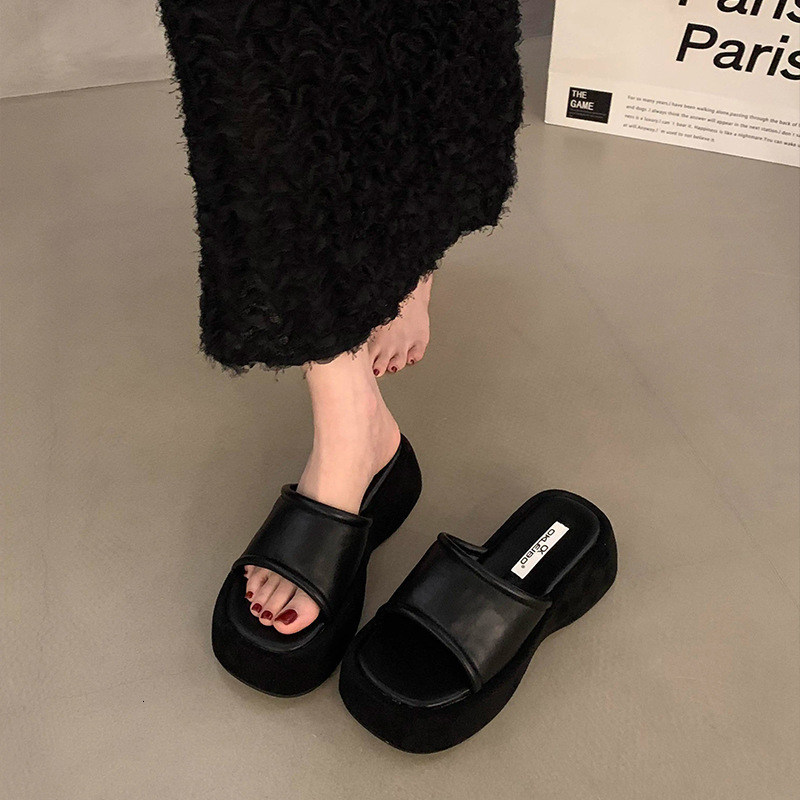 Ddmyoutdoor Thick Soled Slippers For Women Summer Outdoor Wear S Shoes New Style Platform Lazy Slip On One Word Sandals Outdoor Shoes