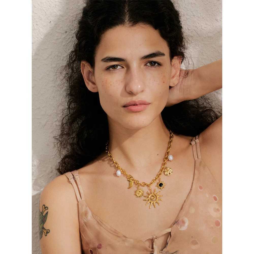 Yhpup Trendy Starfish Moon Sun Shaped Pendant Charm Necklace Statement Stainless Steel Golden Chain Fashion Jewelry PVD Plated Z250614