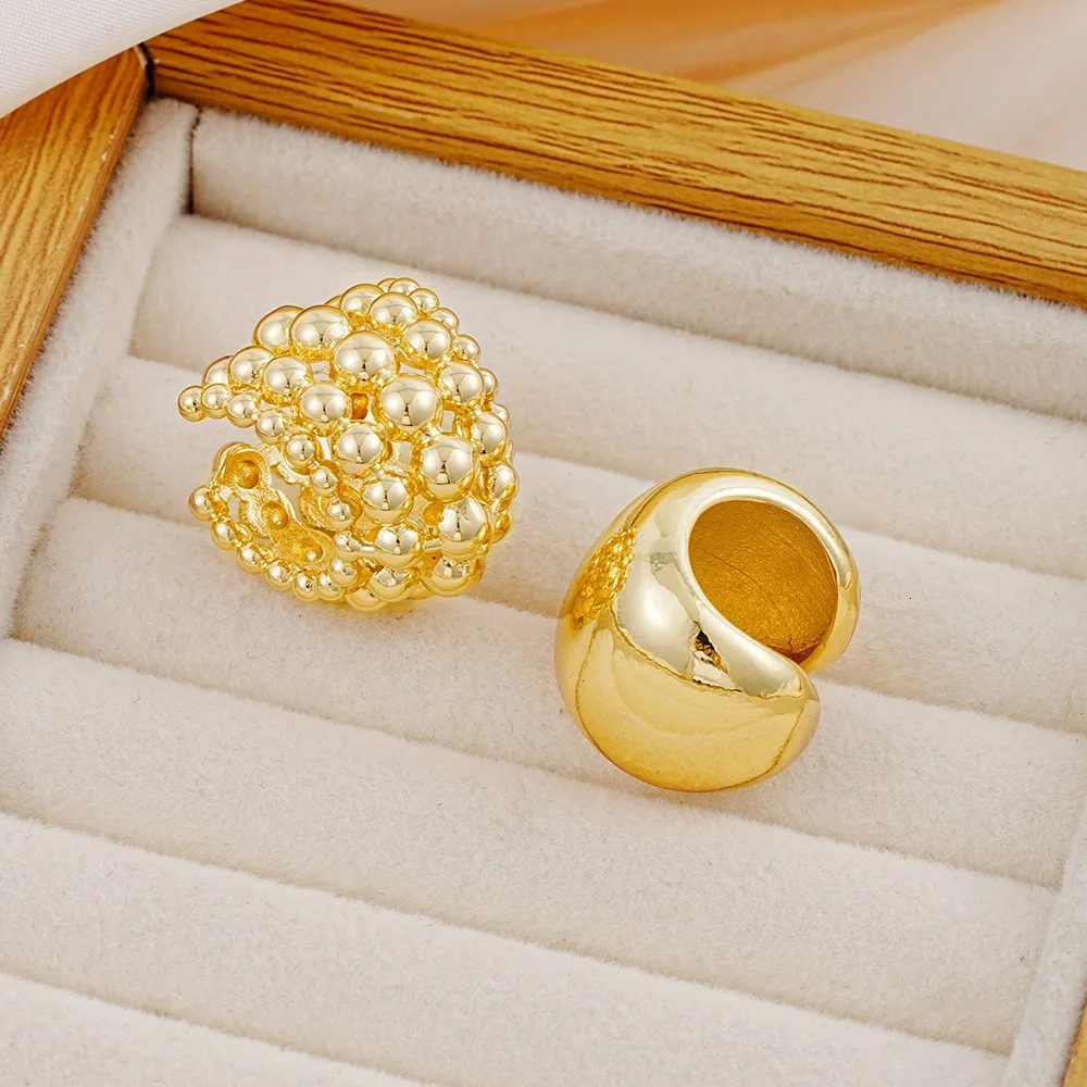 2pcs Set Personality n C-shape Multilayer Beaded Clip Earrings for Women Charm Piercing Hip Hop Rock Ear Cuff Jewelry 250610