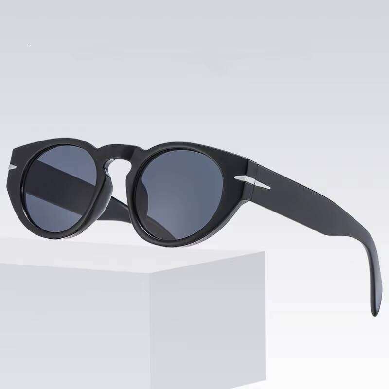 Trendy for Men Women, Luxurious Designer UV400 Glasses, Comes with Comfortable Computer Frame and Wide Legs Sunglasses
