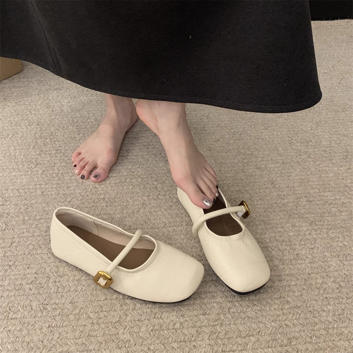 Ddmyoutdoor Shallow Mouth Single For Women New Spring And Autumn French Style Granny To Match Dresses Mary Jane Flat Shoes Outdoor Shoes