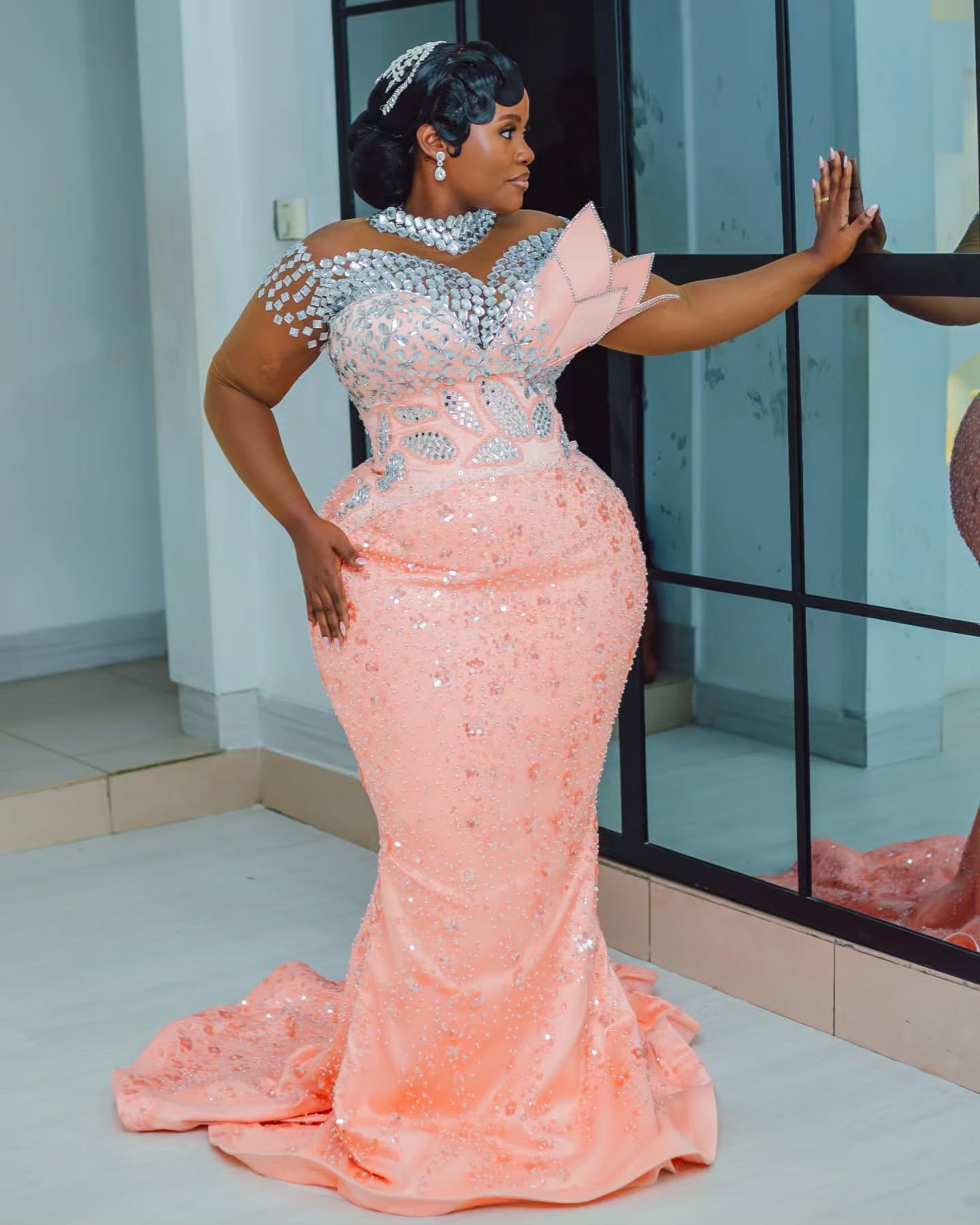 Mermaid Peach Pink Brown Prom Dresses 2025 Crystals Sequined Appliques Evening Formal Party Second Birthday Engagement Gowns Plus Size Dress For Speci