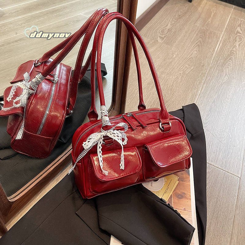 Korean Seo Ye-jung Embroidered Sister Same Style Standoil Bowling Niche Boston Shoulder Handbag Underarm Bag ddmynov