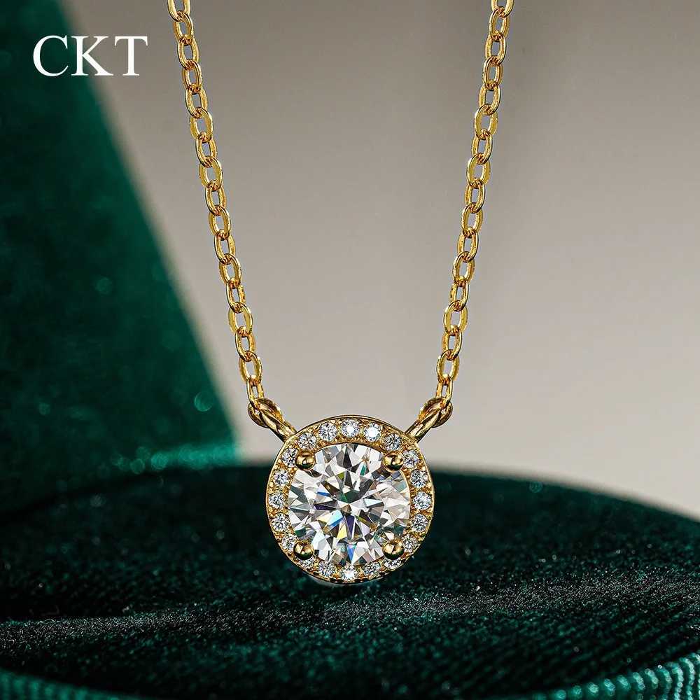 CKT 1ct Round Pendant for Women 14K Gold Full-inlaid Moissanite Necklace Diamond Pendant Gothic Fine Jewelry Necklace for Her Z250614