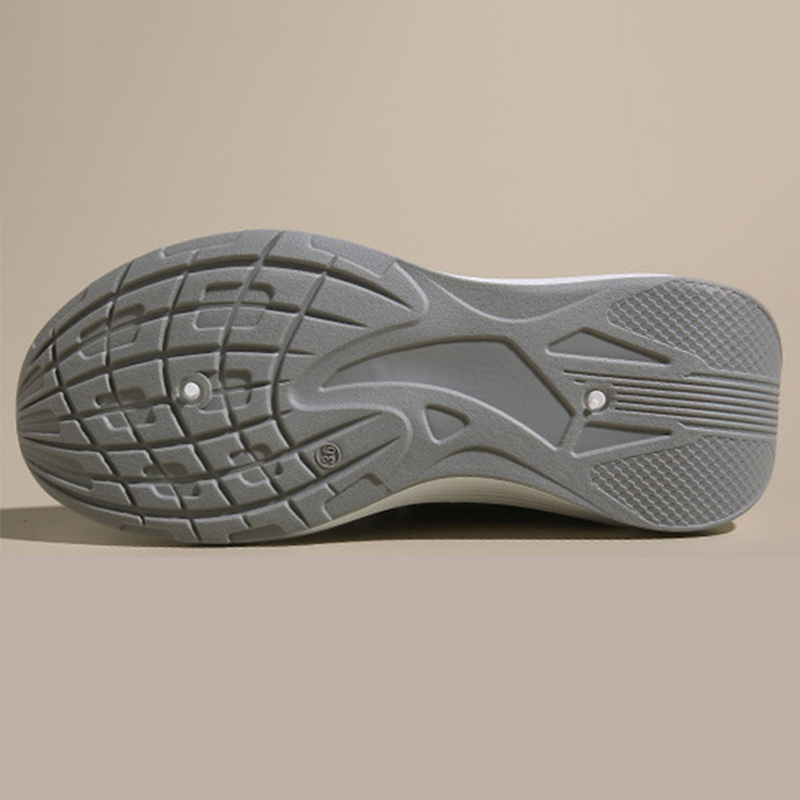 2025 Casual sneakers womens trainers Breathable women shoes flying Weaver Mesh light Walking Fashion Comfort Wearproof Sport designer shoes