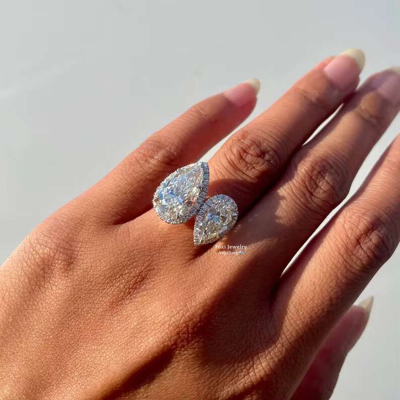 Luxury 5.02 Ct Double Pear Diamond Halo Engagement Ring 925 Silver Jewelry Simple VVS Moissanite Pear Cut Women Fine Rings