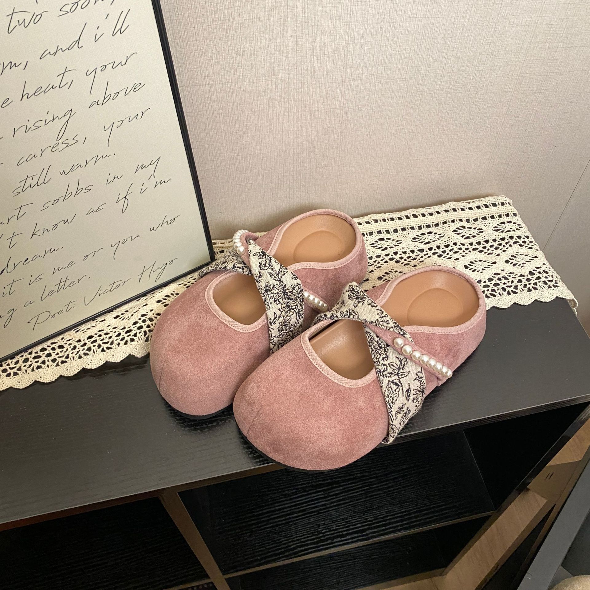 Ddmyoutdoor Gentle Fairy Style Ballet Slippers New French Elegant Velvet Shallow Mary Jane Shoes Outdoor Shoes