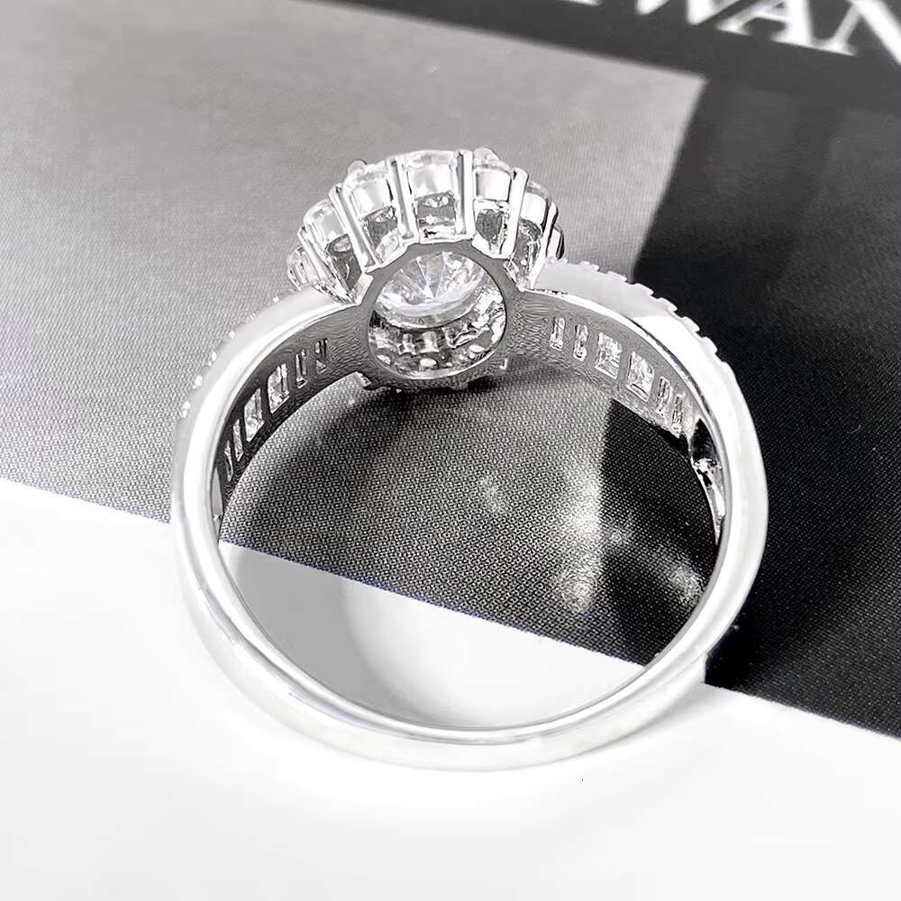 Custom 18k White Gold Womens VVS Diamond Eternal Moissanite Ring Round Shape Sterling Silver 925 Wedding Engagement Party