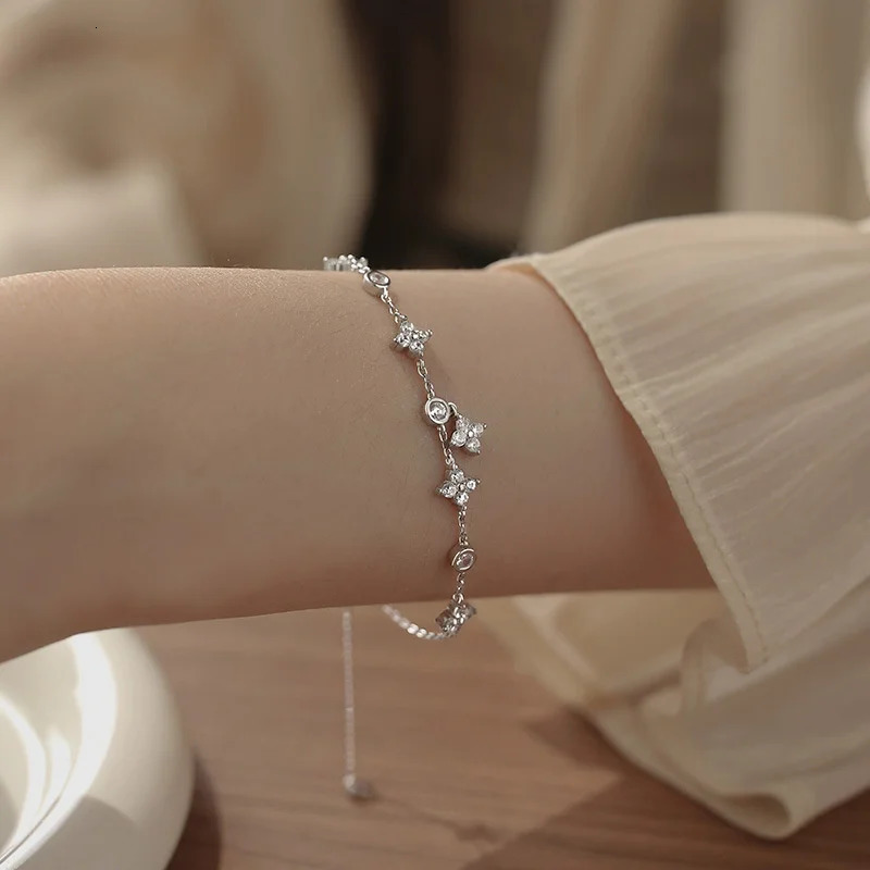 925 Silver Plated Shiny Zircon Flower Charm Bracelet for Women Fashion Simple Chain Bracelets Wedding Jewelry e4 250610