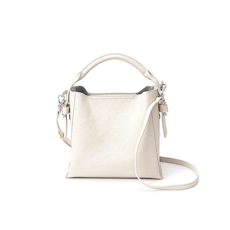 Top Layer Cowhide Bucket for Women Versatile 2025 New Niche Design Shoulder High-end Commuter Crossbody Bag