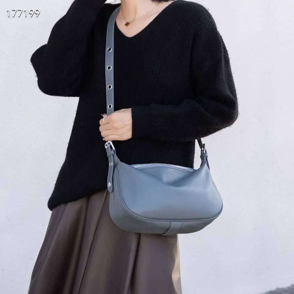 Women's Real Cow Leather Underarm Shoulder Bag, High-Quality Fashionable Half Moon Handbag First Layer Cowhide Crossbody Hobo