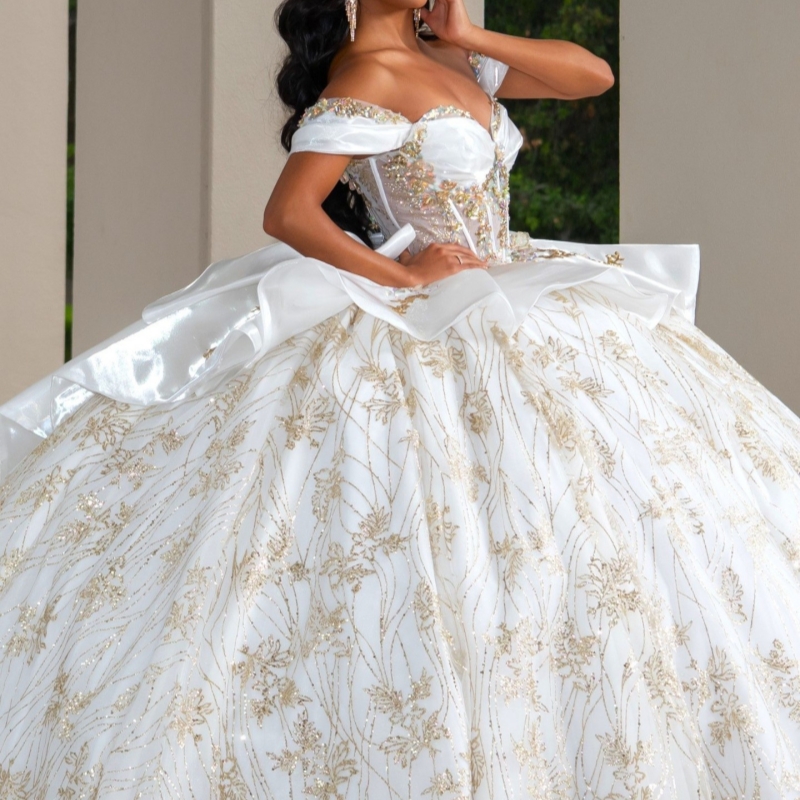 White Shiny Quinceanera Dresses Ball Gown Off The Shoulder Sequin Applique Lace Beading Crystal Tull Sweet 16 Dress Vestidos 15 De Anos