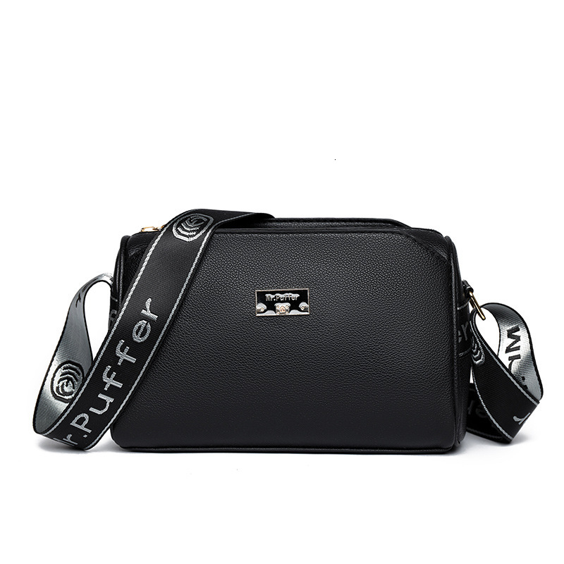 Free Shipping 2025 New Designer Bag High-end Large Capacity Dumpling Handbag Fashionable And Casual High-quality Shopping Bag