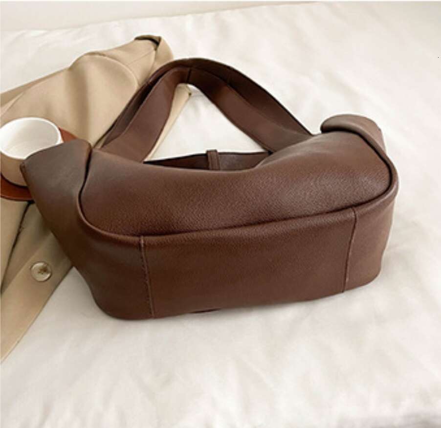 Hot Selling Paris Fashion Handbag - Elegant Solid Color Crossbody Bag With Vintage Plate & Chain Detail Designer Bags