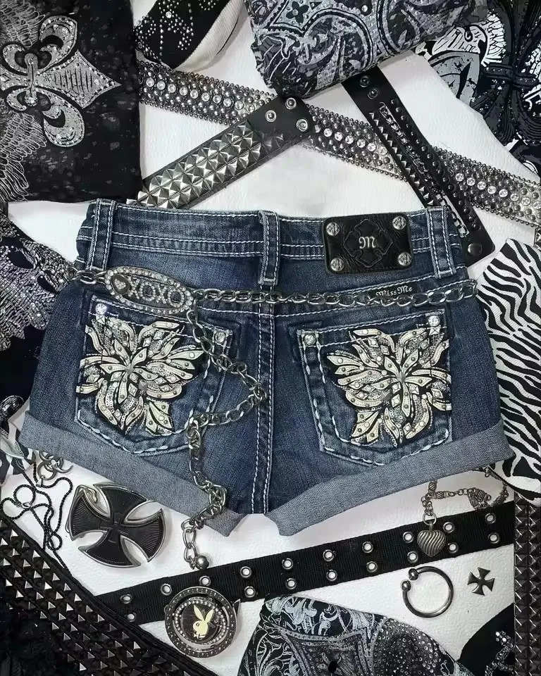 Wome Flower Rhinestone Denim Shorts Y2K Gothic Sweetheart Hip Hop Pocket Retro Blue Baggy High Waist Slim Fit Mini 250612